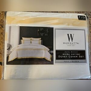 Wamsutta Yellow and White Duvet Cover Set. In packaging!
